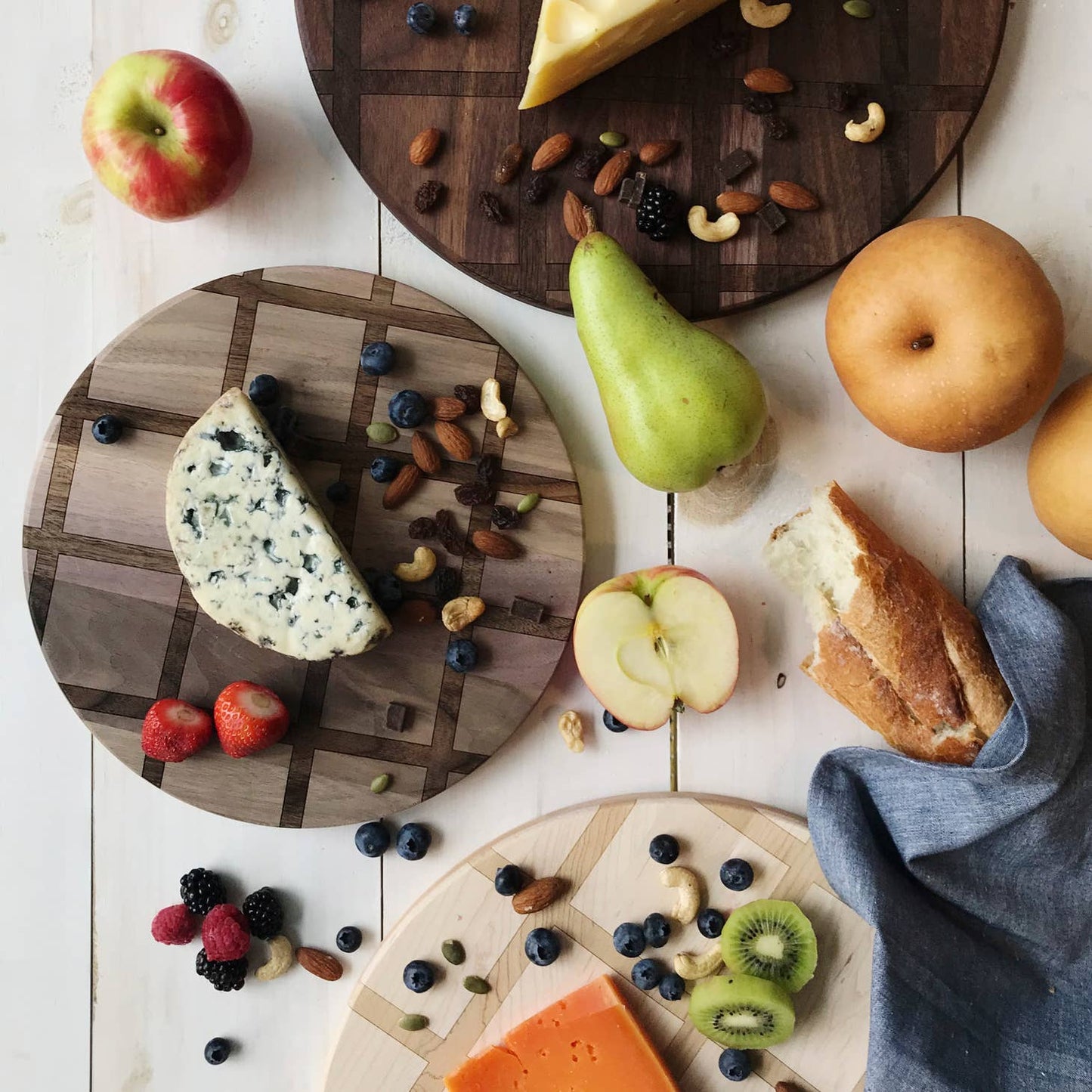 Round Grid Walnut Board