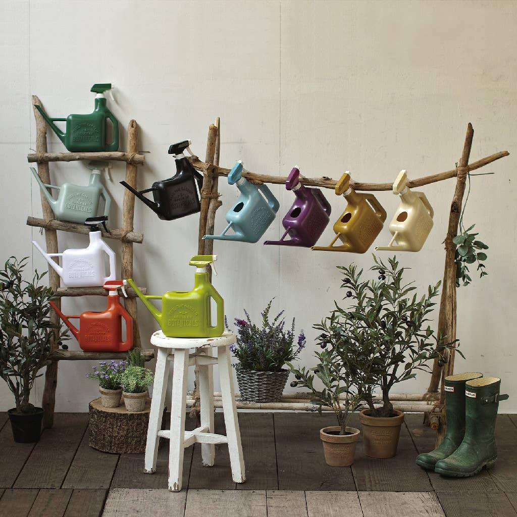 Utilitarian Spray Sprinkler Bottle