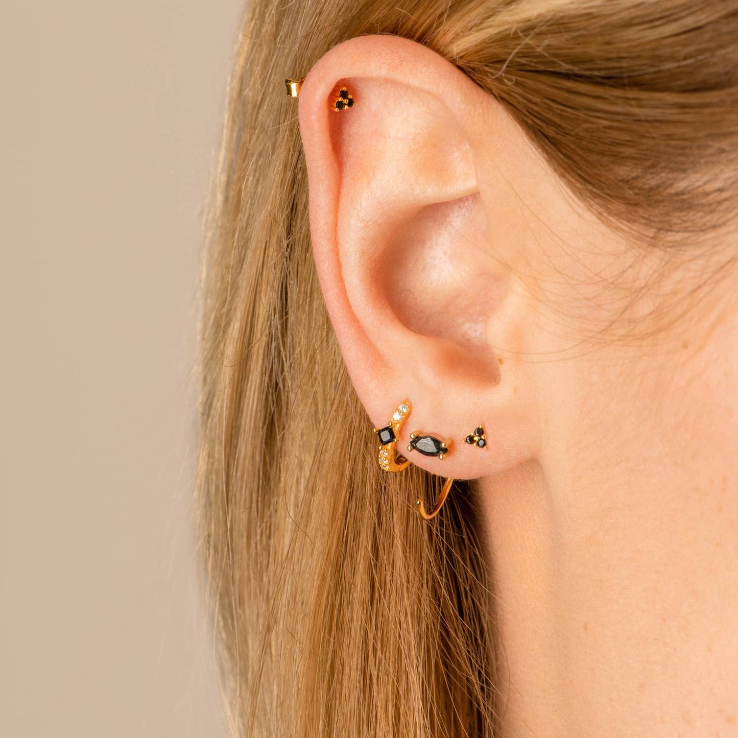 Josephine Hoops
