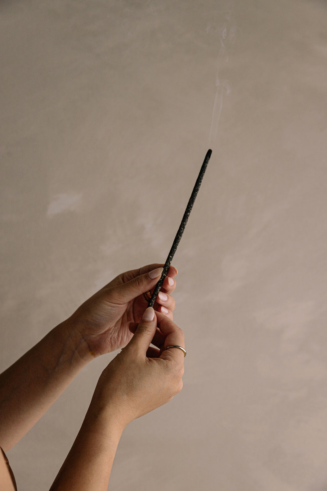 [Burning Ritual] Black Copal Incense Stick